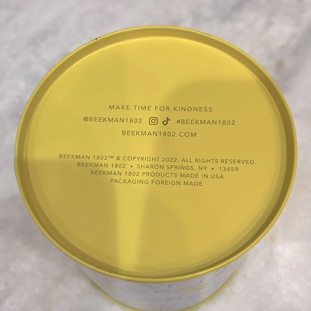 BEEKMAN 1802 Make Time for Kindness Collector’s Tin Pail with Key Chain